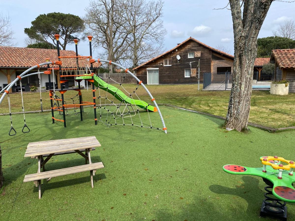 Ensemble De 3 Villas Avec Piscine Chauffee, Esprit Detente Sanguinet Exteriör bild